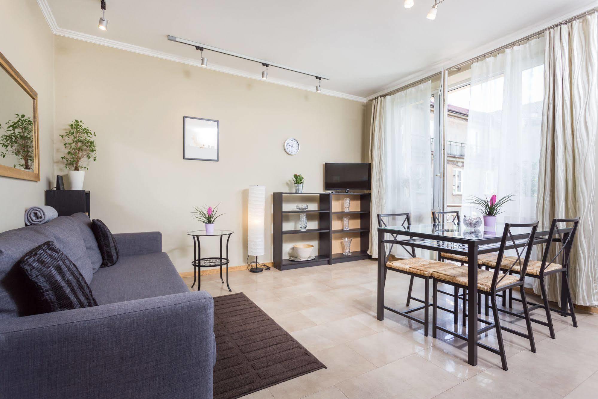 Inpoint Old Town Szeroka Apartments Cracovia Esterno foto